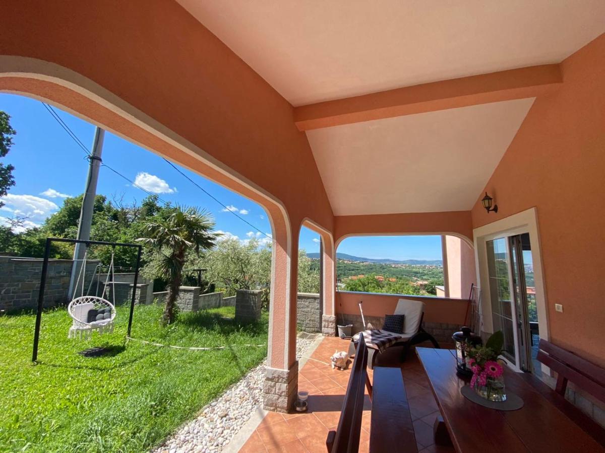 Apartma Mija-Dekani Екстер'єр фото